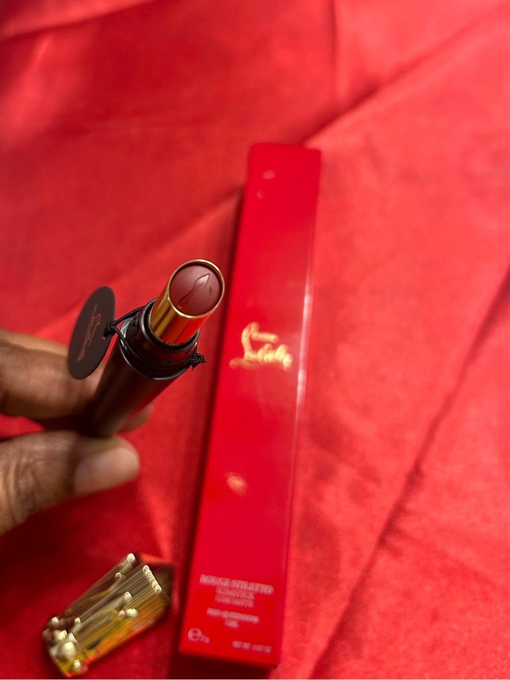 Christian Louboutin Rouge Stiletto Lumi Matte Lipstick- Red Queendom - Picture 11 of 12